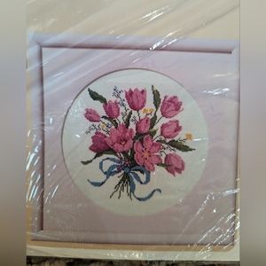 Tulip Bouquet Counted Cross Stitch Mini Quilt Wall‎ Hanging New Creative Circle